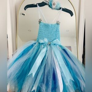 Gorgeous Custom Frozen-Inspired Princess Dress with Headband –NEW (18–36 Months)